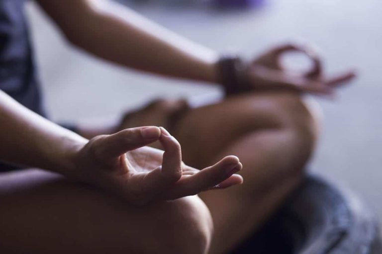 techniques relaxation méditation holistique