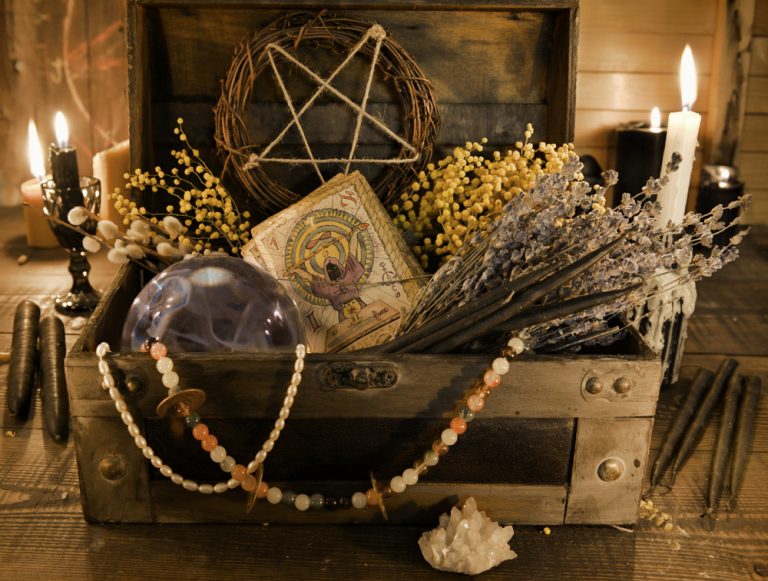 witches-box