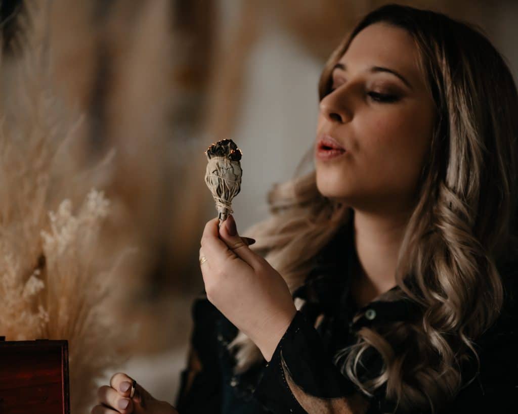 slider Jennifer witches box image de marque