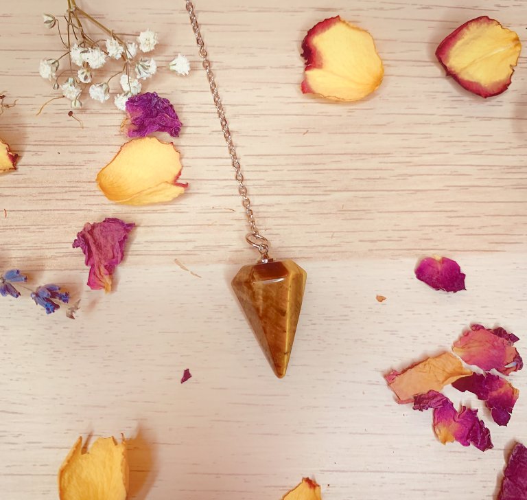 aura-couleur-pendule-oeil-de-tigre